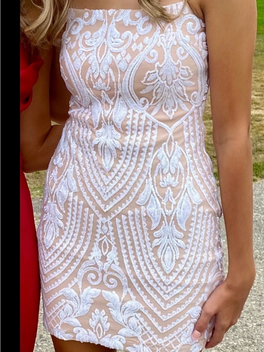Windsor illusion nude/white sequin Spaghetti Strap Homecoming Mini Dress Size XS - Picture 3 of 3